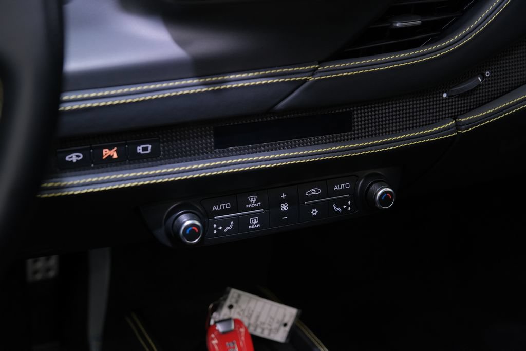 Used 2022 Ferrari F8 Tributo RWD image 45