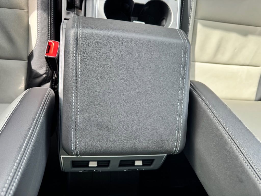 Used 2025 INEOS Grenadier Fieldmaster Edition image 15