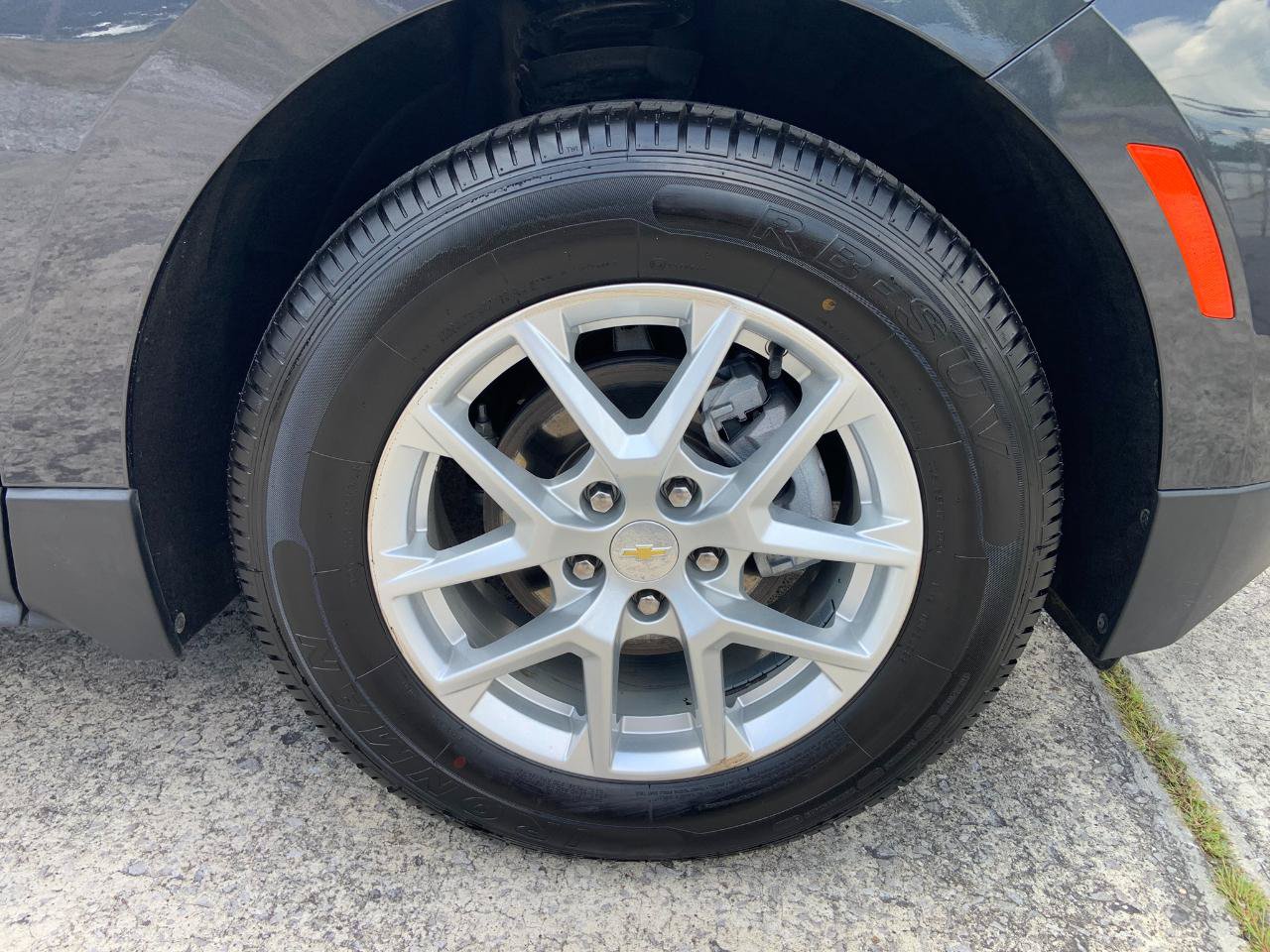 Used 2022 Chevrolet Equinox LT FWD image 4