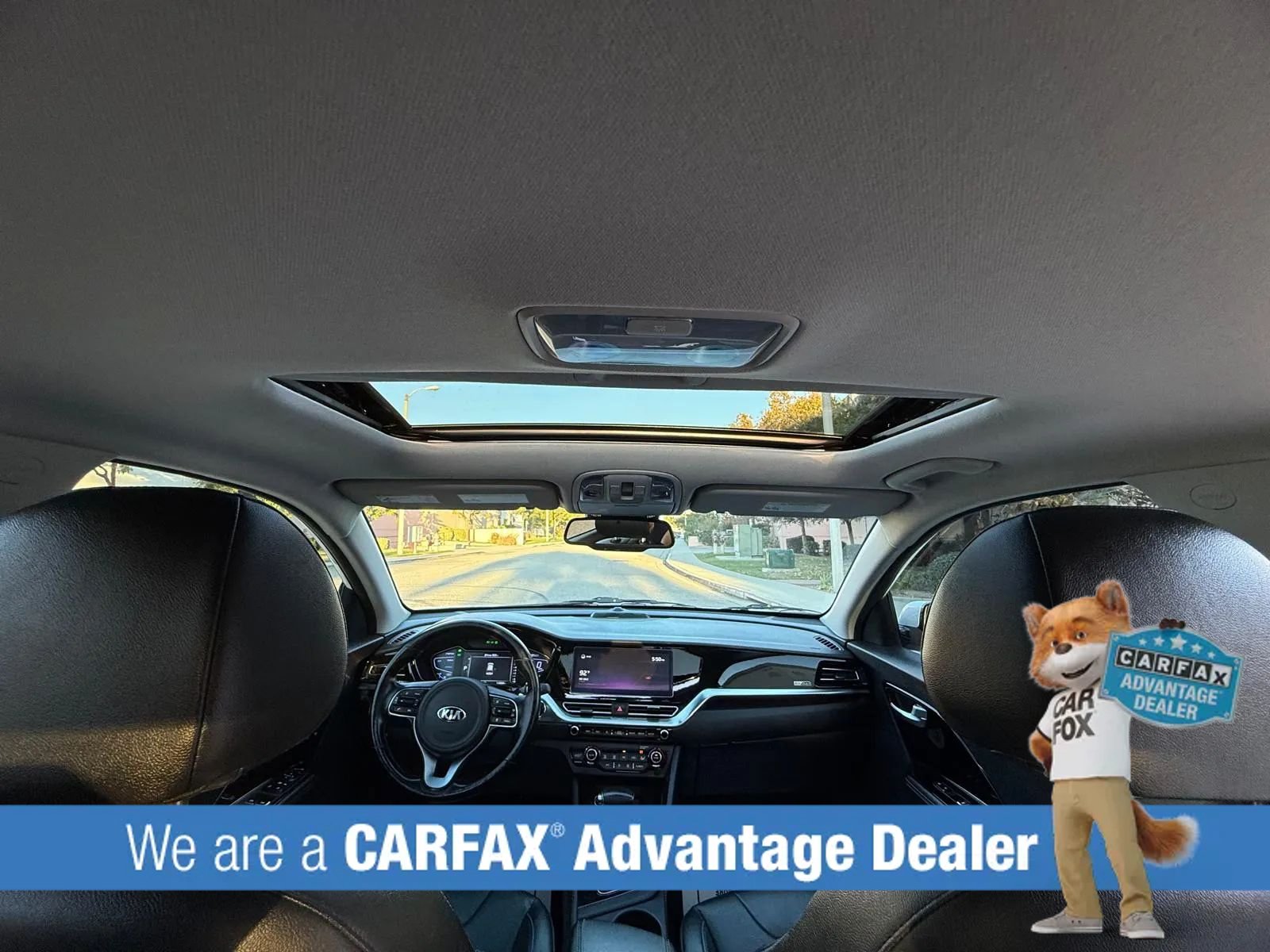 Used 2021 Kia Niro EX Premium FWD image 79