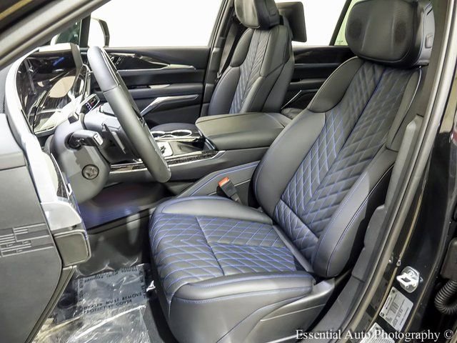 New 2026 Cadillac Escalade IQL Sport 1 w/ LPO, ONYX Package image 8