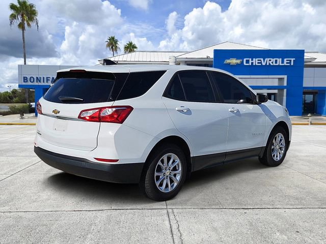 Used 2021 Chevrolet Equinox LS w/ LS Convenience Package FWD image 4
