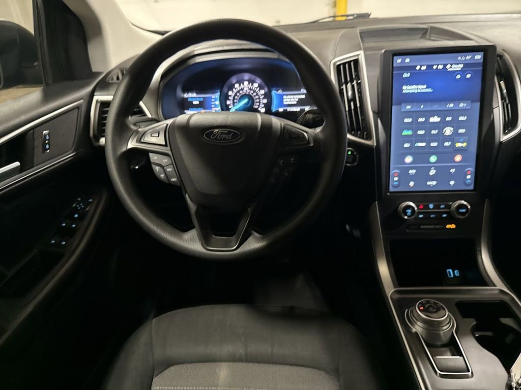 Used 2022 Ford Edge SE AWD/4WD image 11