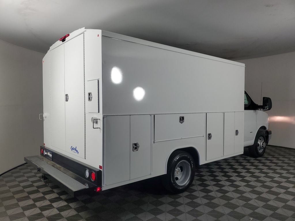 New 2026 Chevrolet Express 3500 w/ Power Convenience Package RWD image 4