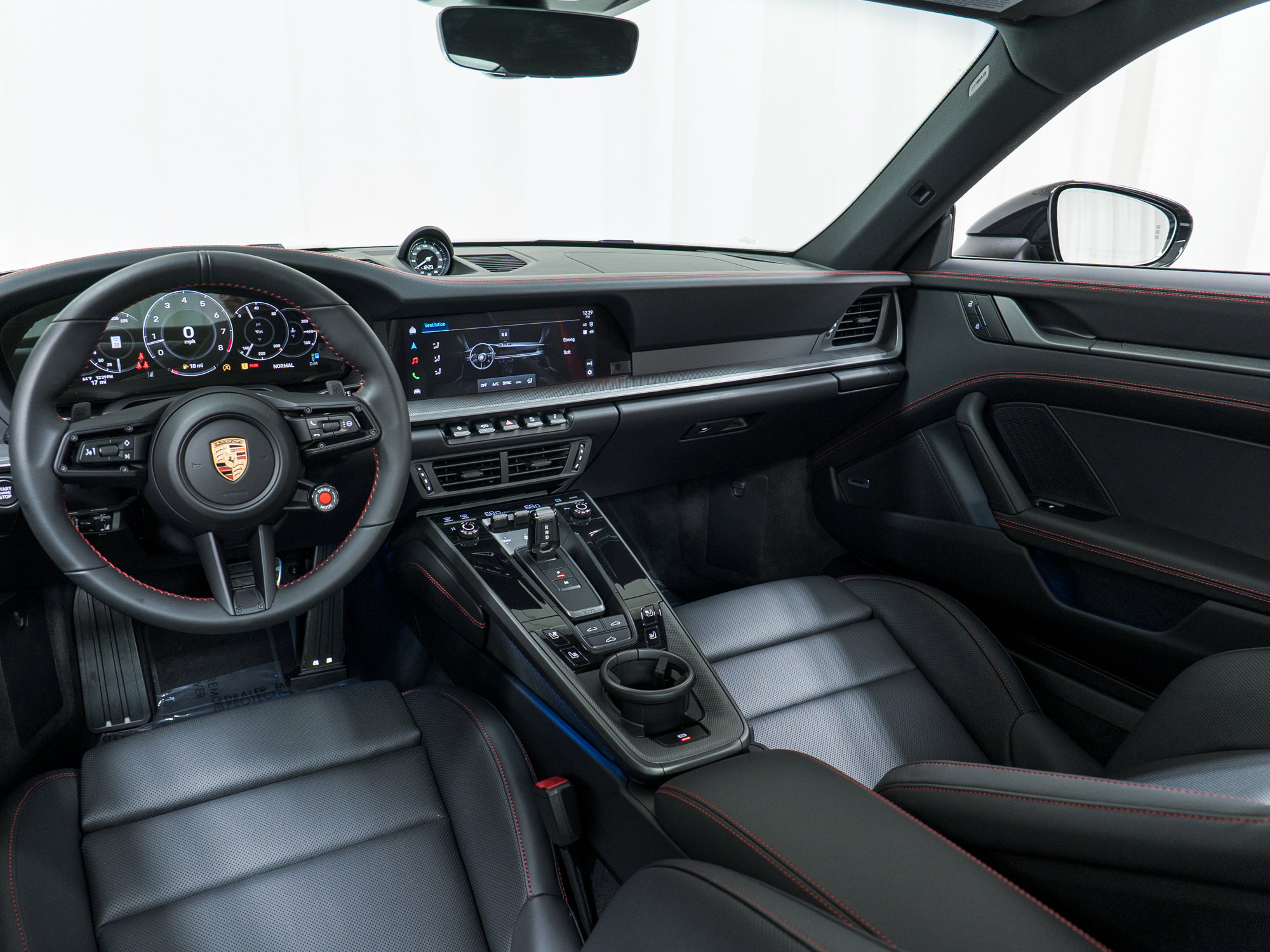 New 2026 Porsche 911 Carrera 4S image 21