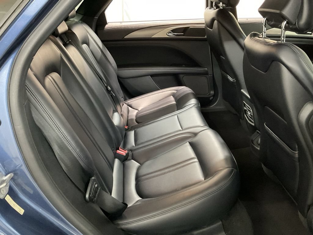 Used 2018 Lincoln MKZ Premiere FWD image 25