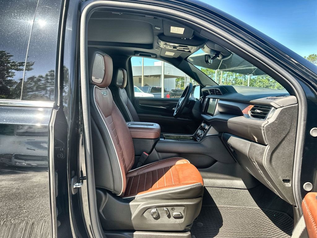 Certified 2024 GMC Yukon Denali Ultimate image 28