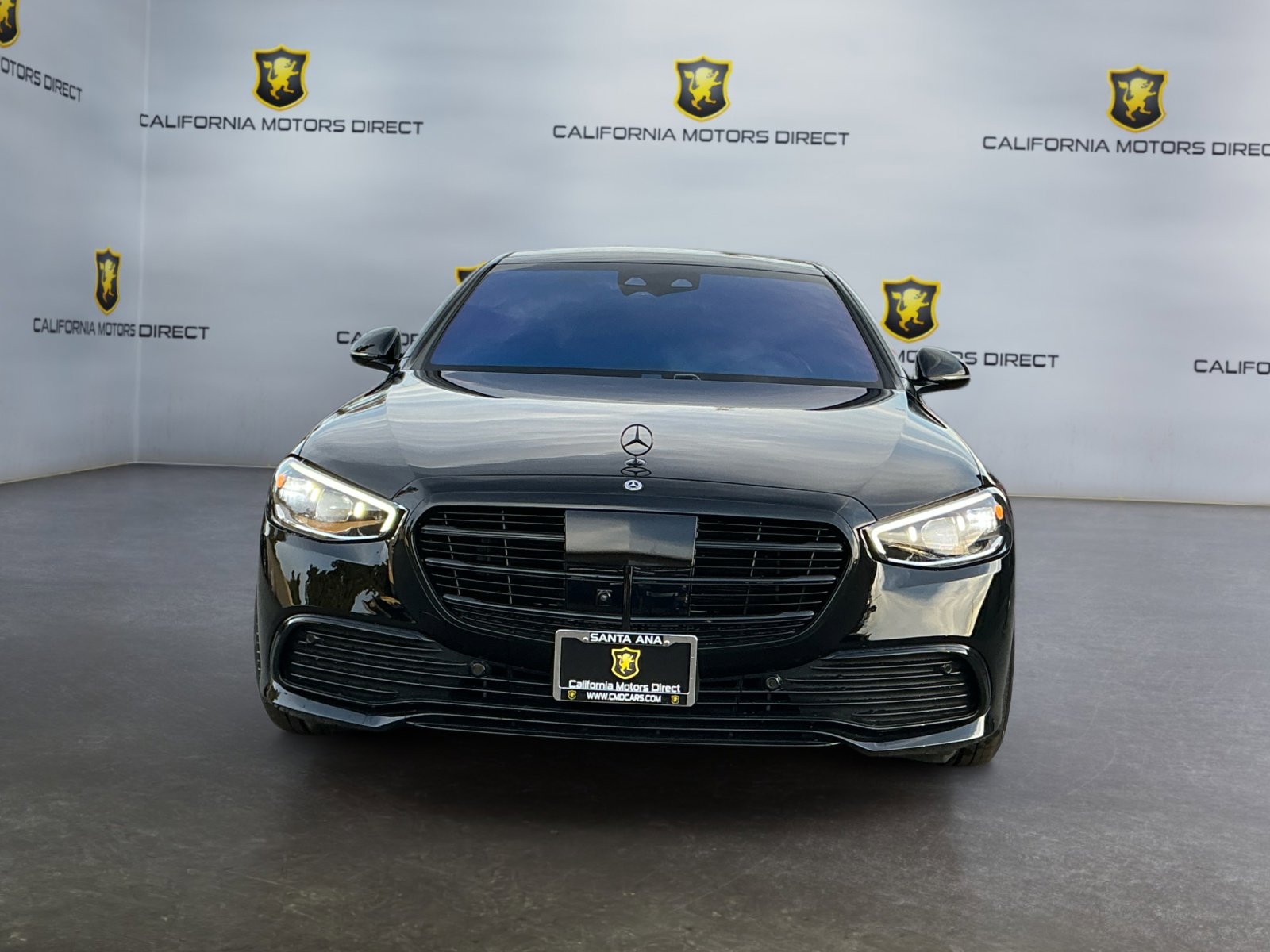 Used 2024 Mercedes-Benz S 580e 4MATIC Sedan image 2