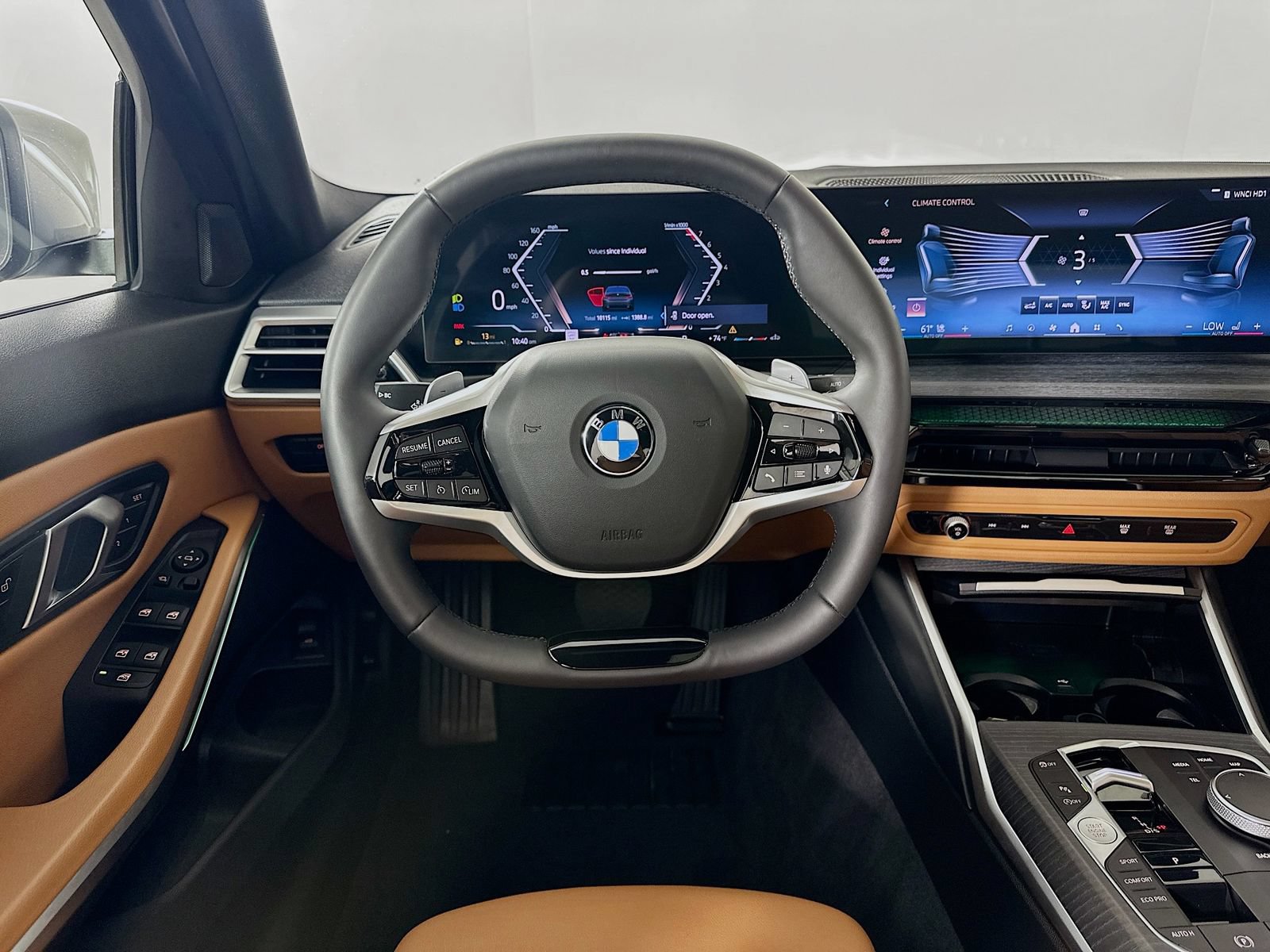 Used 2025 BMW 330i xDrive Sedan AWD/4WD image 15
