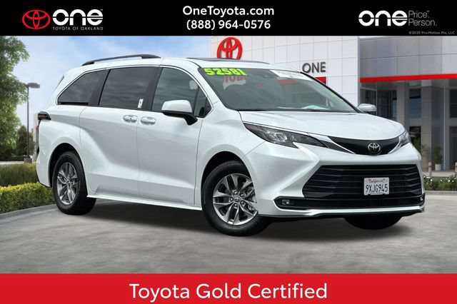 Certified 2026 Toyota Sienna XLE