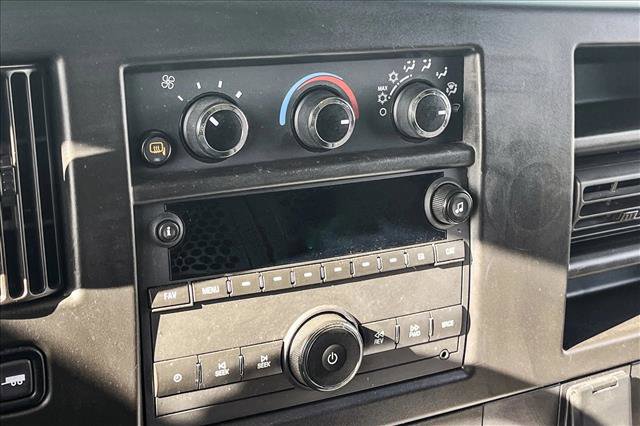 Used 2022 Chevrolet Express 2500 w/ Driver Convenience Package image 15