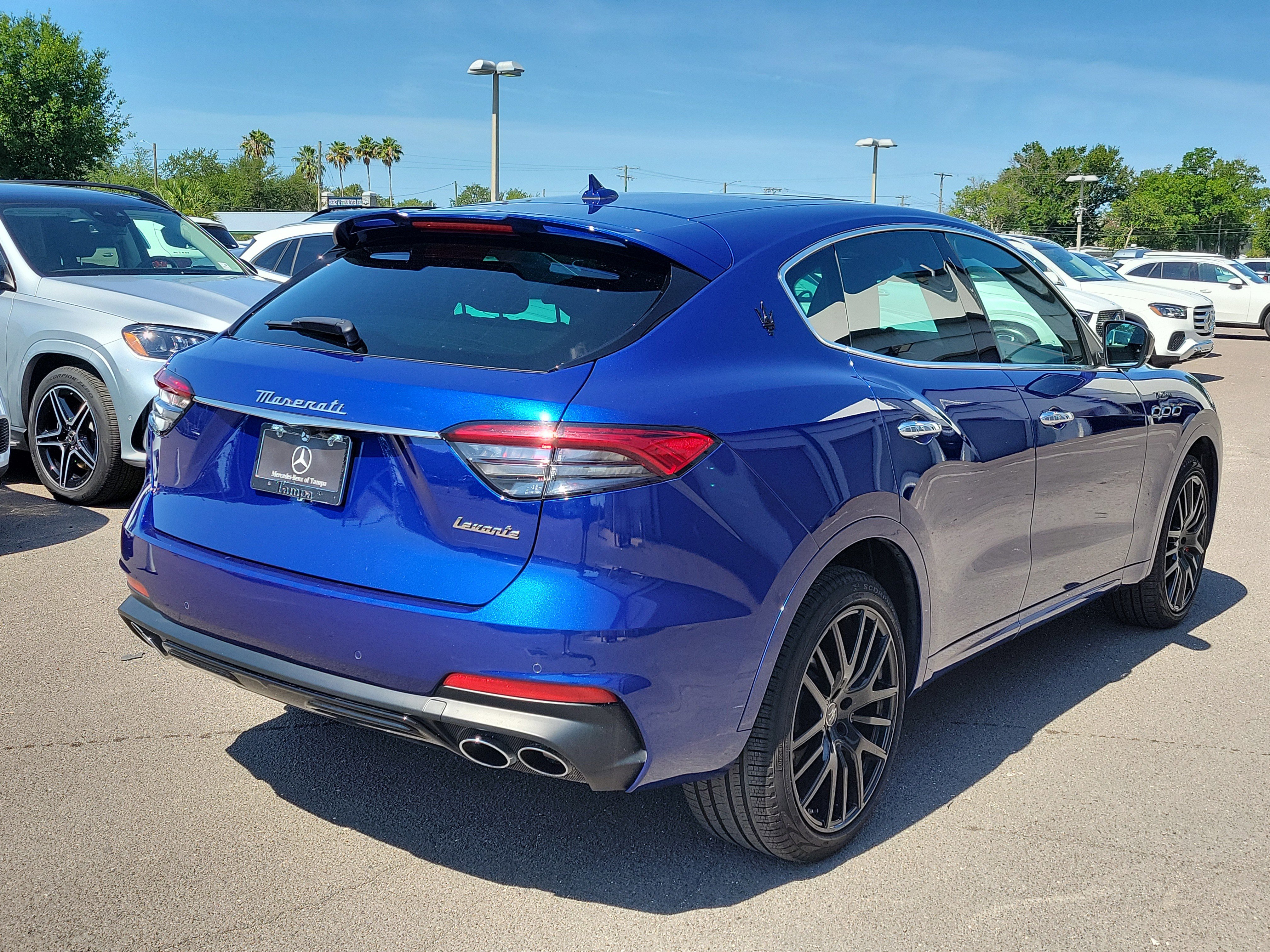 Used 2024 Maserati Levante Modena Ultima AWD/4WD image 3