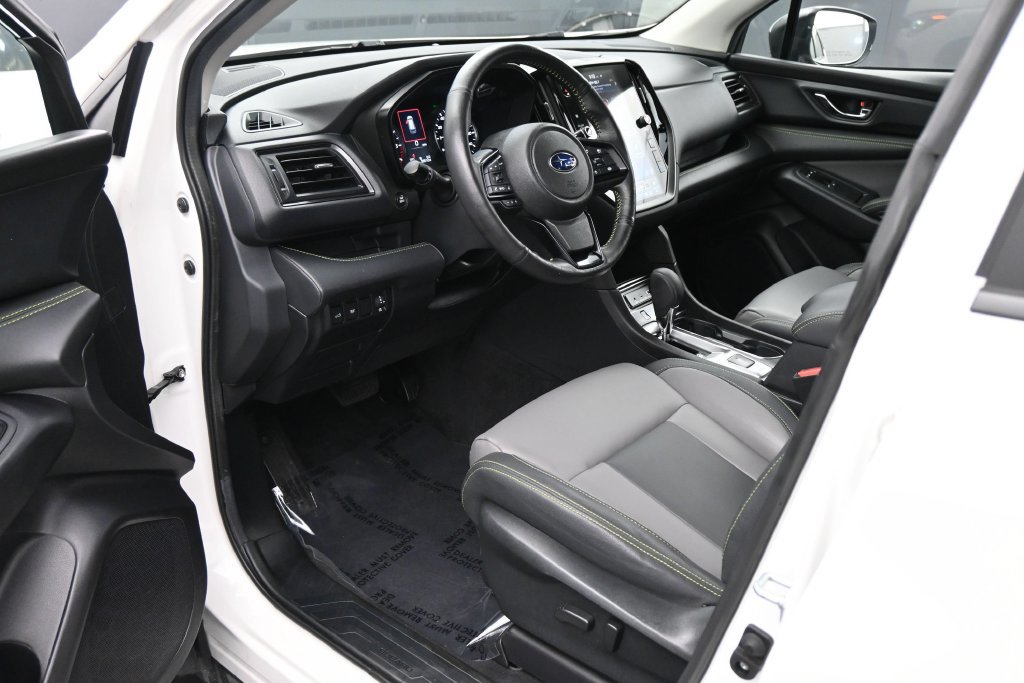 Used 2024 Subaru Ascent Onyx Edition AWD/4WD image 2