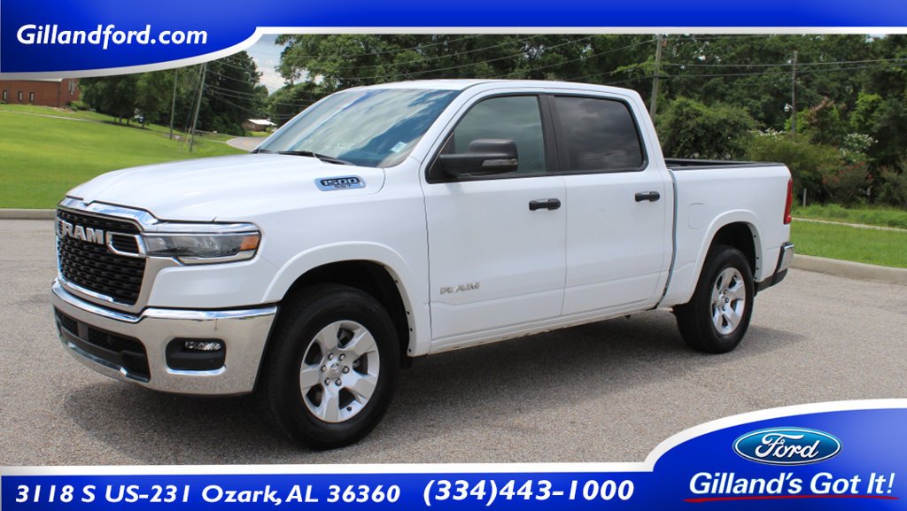 Used 2025 RAM 1500 Big Horn AWD/4WD image 1