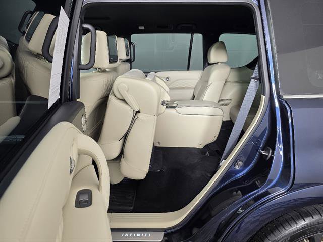 Used 2023 INFINITI QX80 Sensory w/ All-Season Package image 24