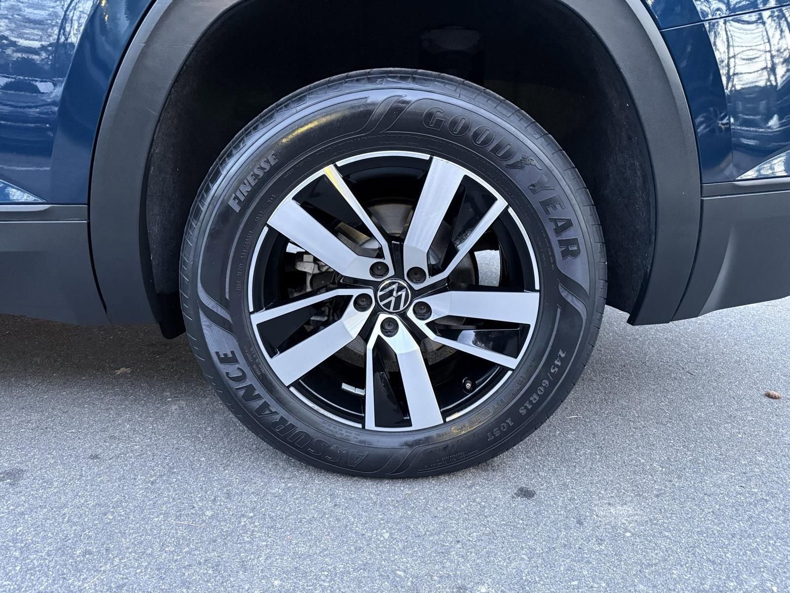 Used 2021 Volkswagen Atlas SE image 15