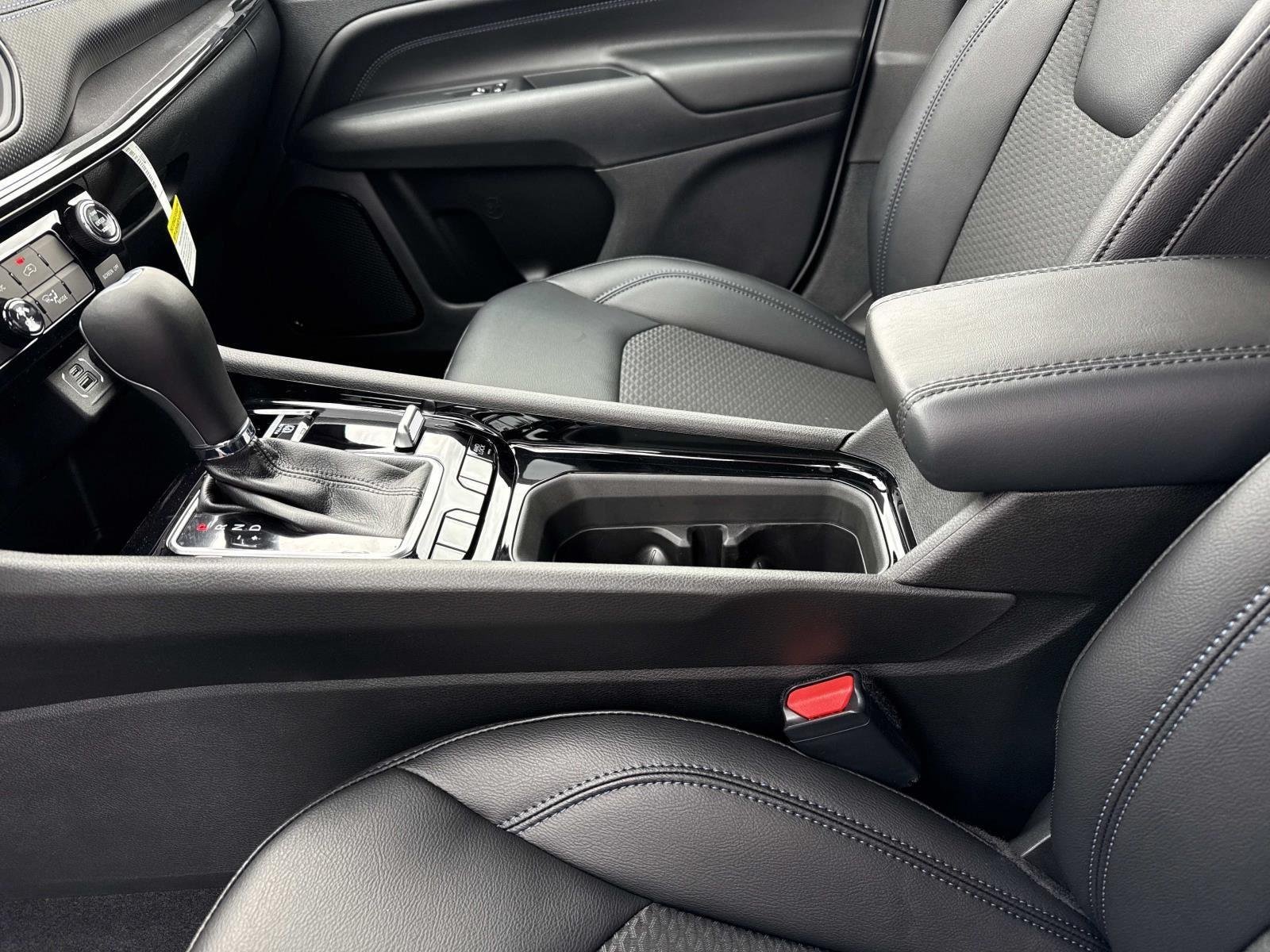 New 2026 Jeep Compass Latitude AWD/4WD image 14