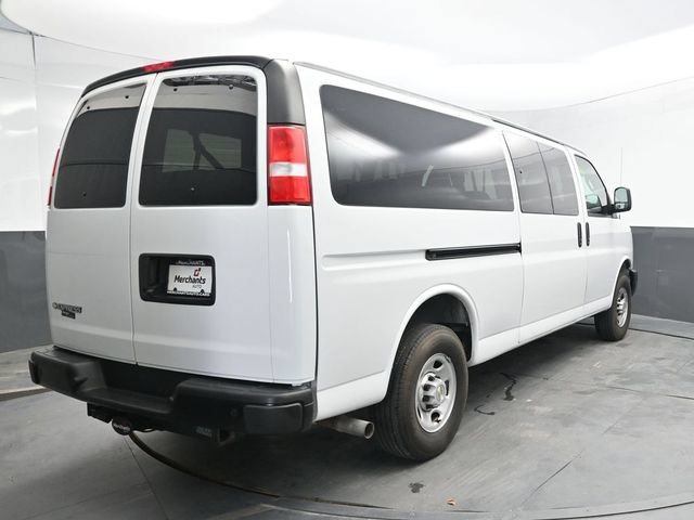 Used 2024 Chevrolet Express 3500 LS RWD image 6