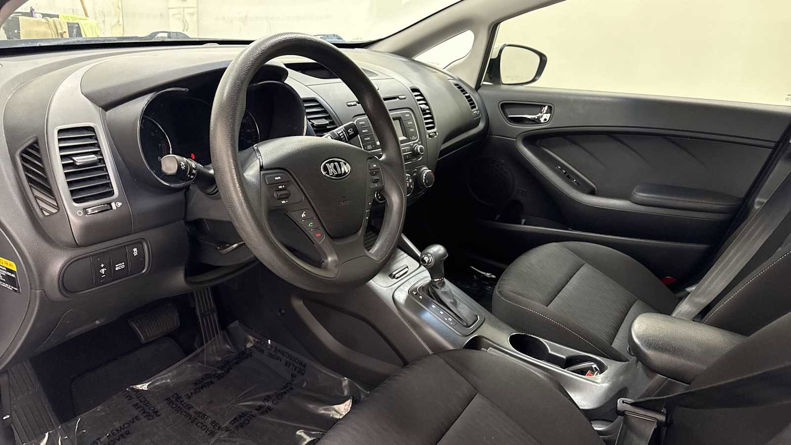 Used 2016 Kia Forte LX image 12