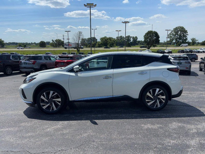 Used 2023 Nissan Murano SL w/ SL Moonroof Package AWD/4WD image 2