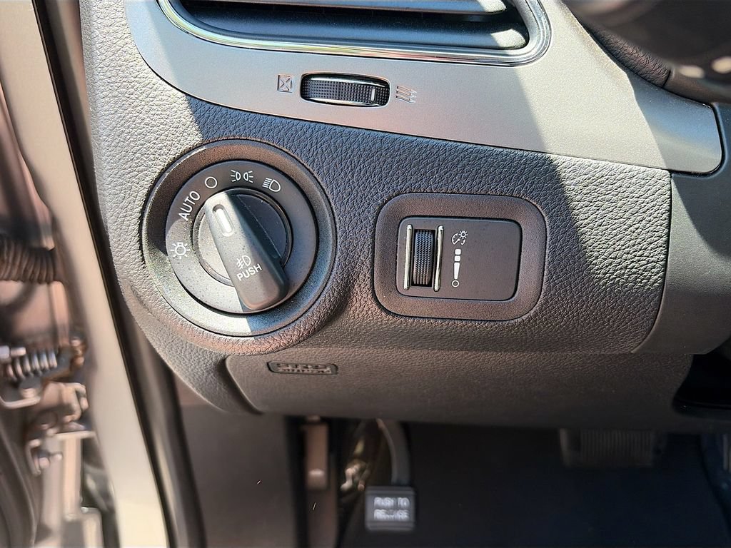 Used 2018 Dodge Journey Crossroad AWD/4WD image 10
