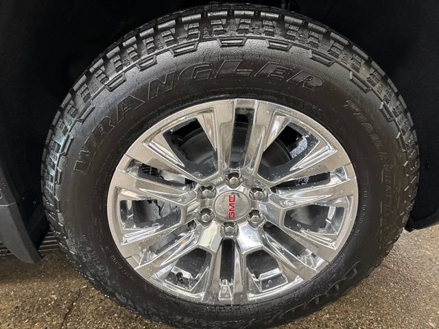 New 2026 GMC Sierra 1500 Denali w/ LPO, Black Badging Package AWD/4WD image 10