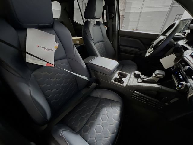New 2026 Toyota 4Runner Platinum AWD/4WD image 28