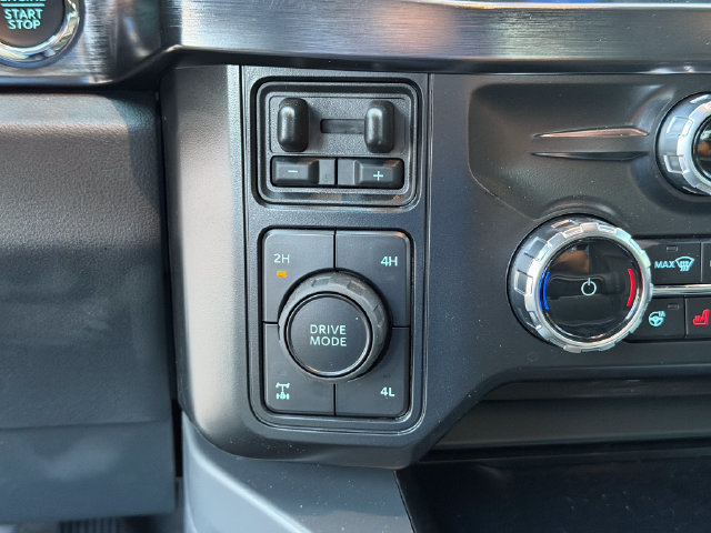 Used 2026 Ford F250 Lariat w/ FX4 Off-Road Package AWD/4WD image 14
