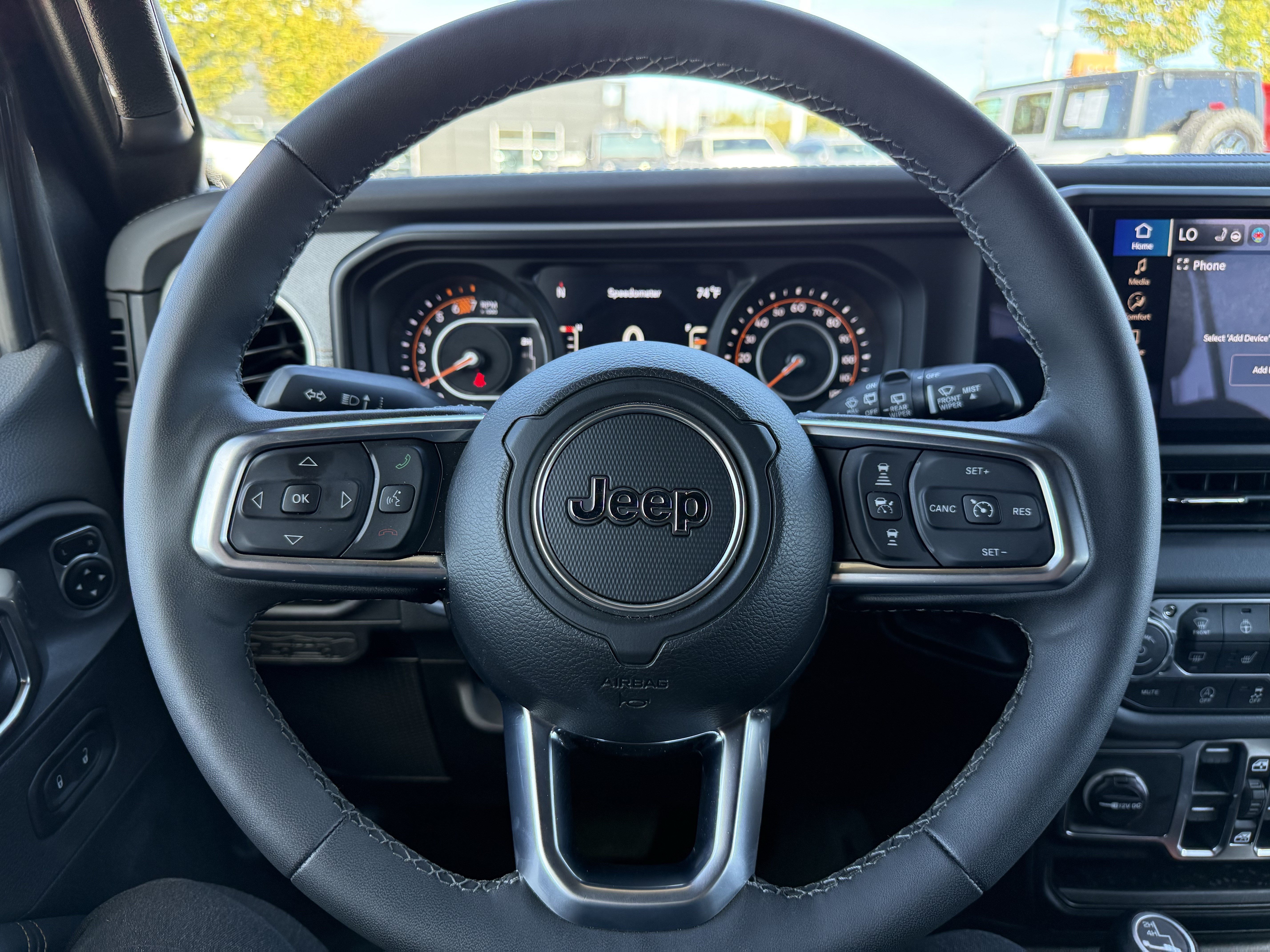 Used 2026 Jeep Wrangler Unlimited Sahara AWD/4WD image 17