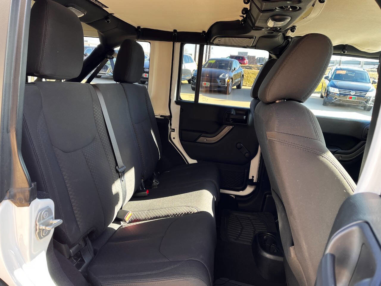 Used 2018 Jeep Wrangler Unlimited Sport w/ Connectivity Group image 18