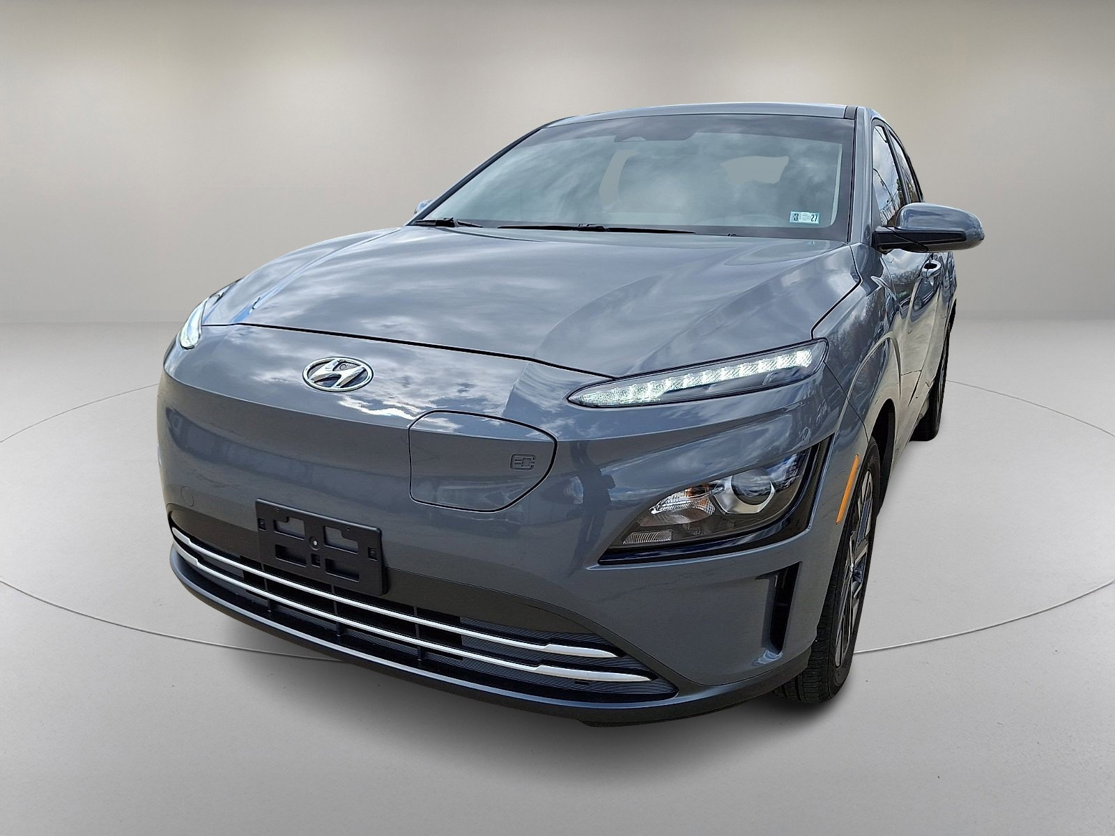 Certified 2023 Hyundai Kona SE w/ Cargo Package image 4