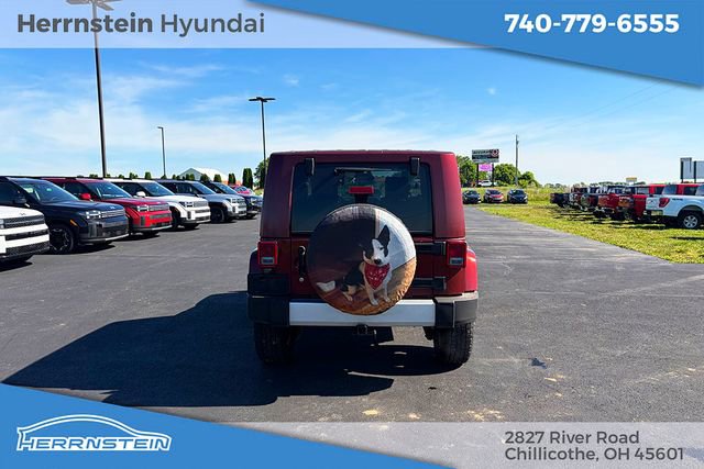 Used 2008 Jeep Wrangler Sahara w/ Dual Top Group AWD/4WD image 24