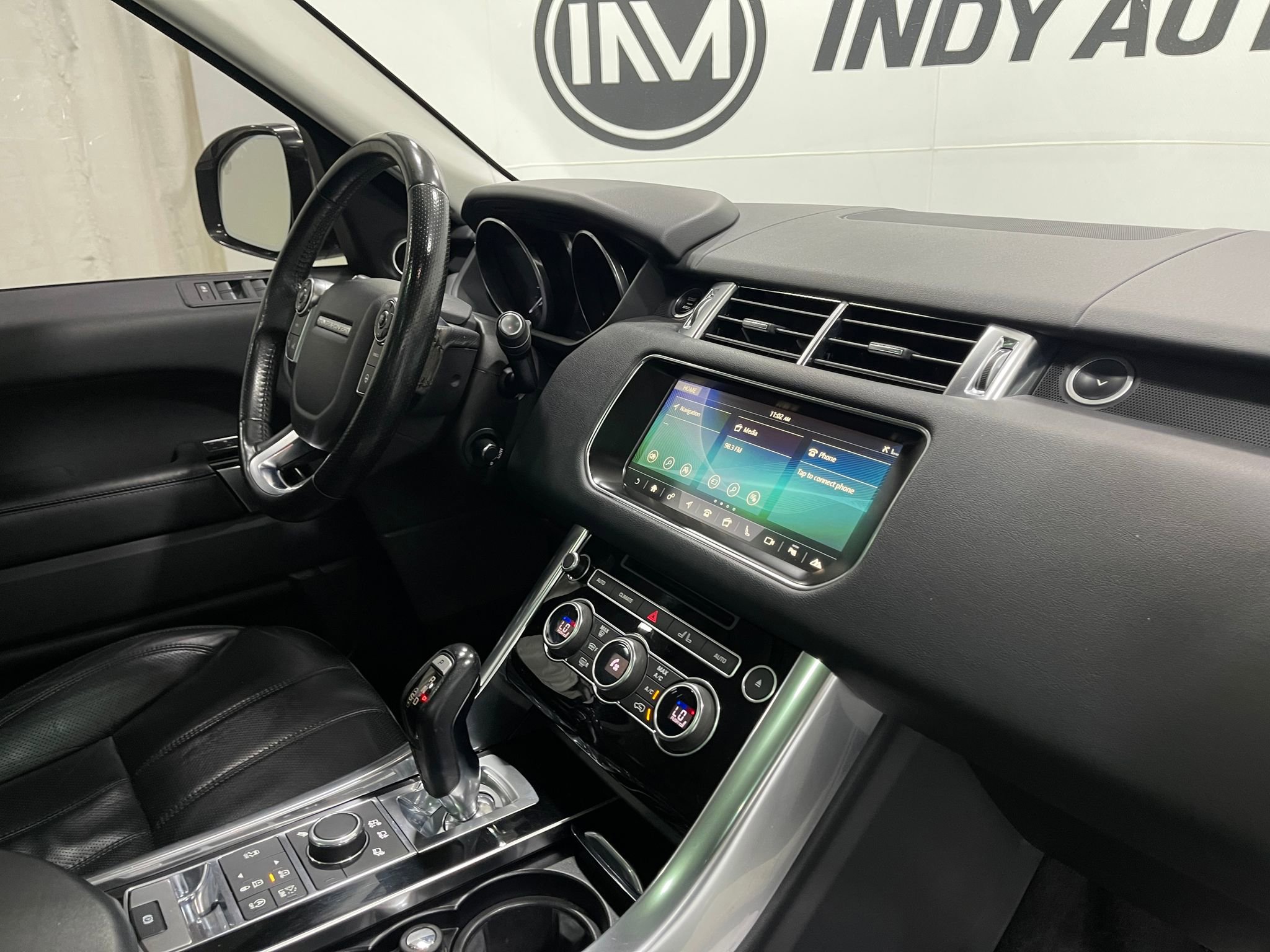 Used 2017 Land Rover Range Rover Sport HSE image 20