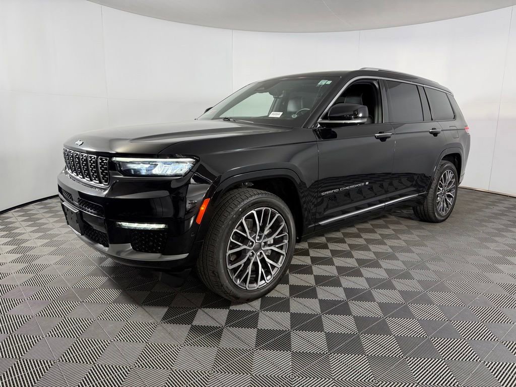 Used 2021 Jeep Grand Cherokee L Summit AWD/4WD image 4