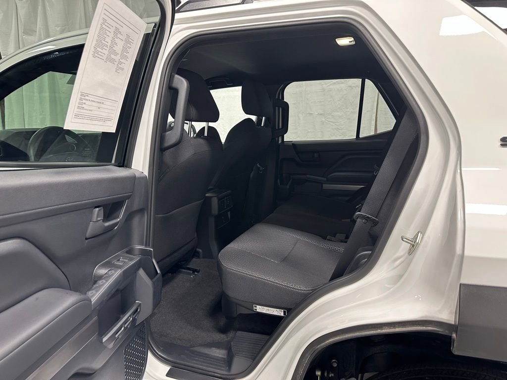 Used 2025 Toyota 4Runner SR5 AWD/4WD image 42