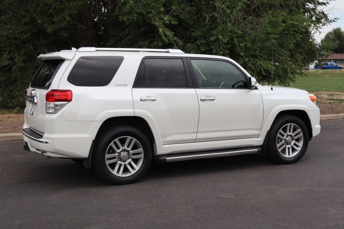 Used 2011 Toyota 4Runner Limited AWD/4WD image 4