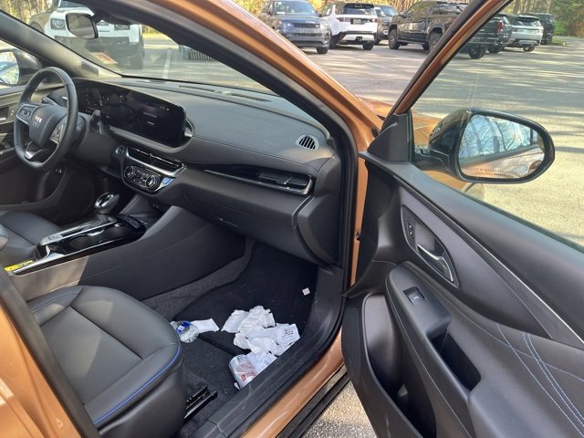 Used 2024 Buick Envista Sport Touring w/ Convenience I Package image 10