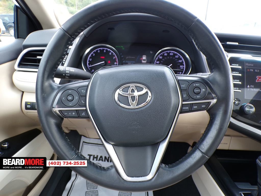 Used 2018 Toyota Camry XSE image 18