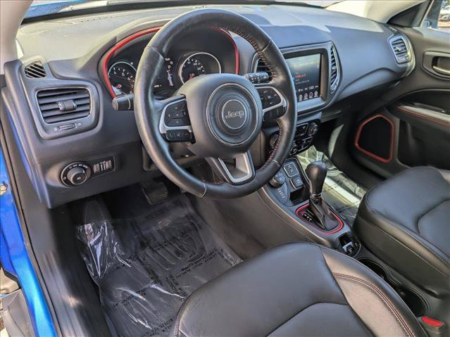 Used 2018 Jeep Compass Trailhawk w/ Leather Interior Group AWD/4WD image 10