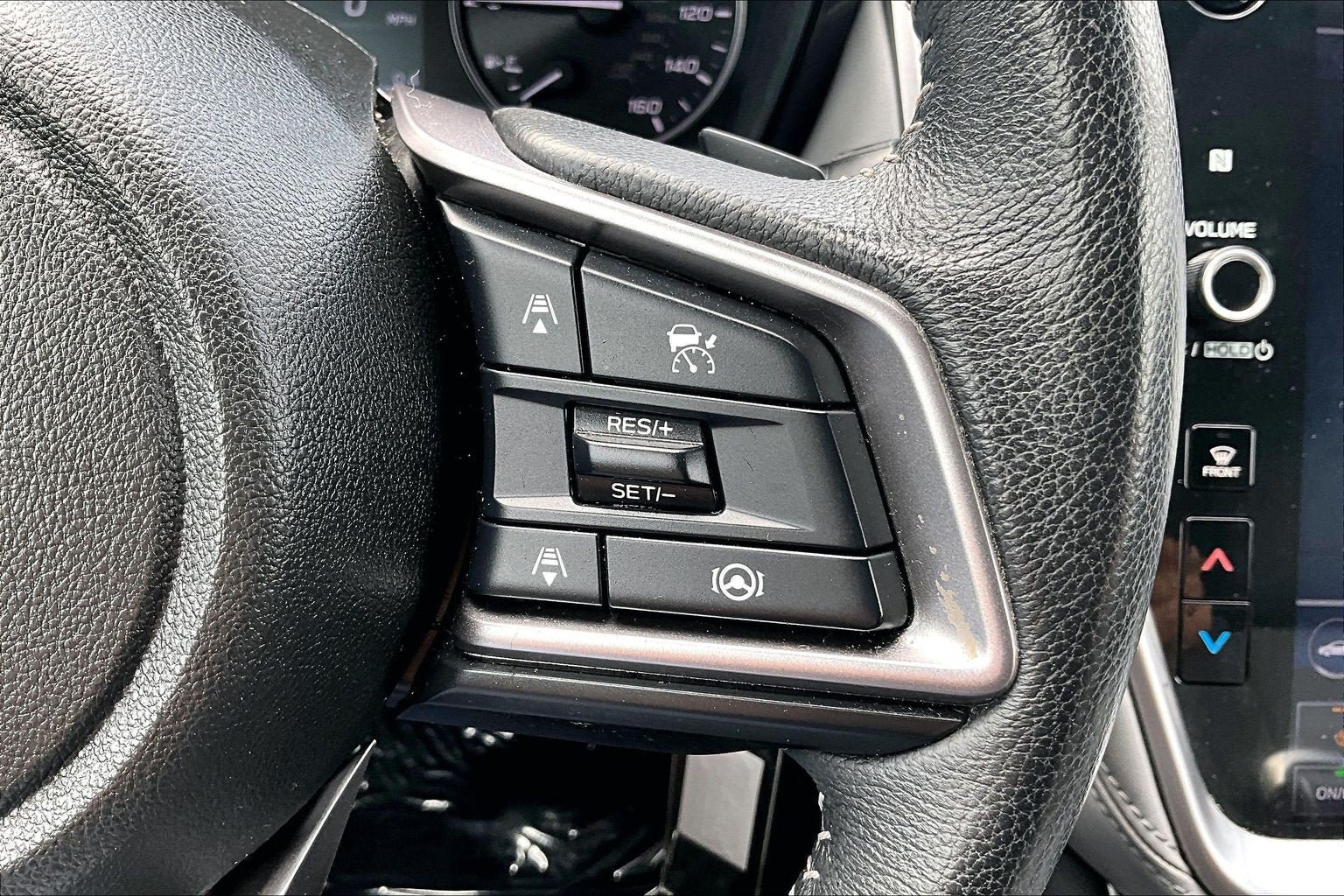 Used 2023 Subaru Outback Premium AWD/4WD image 17