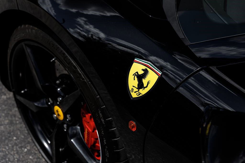 Used 2018 Ferrari 488 Spider image 45