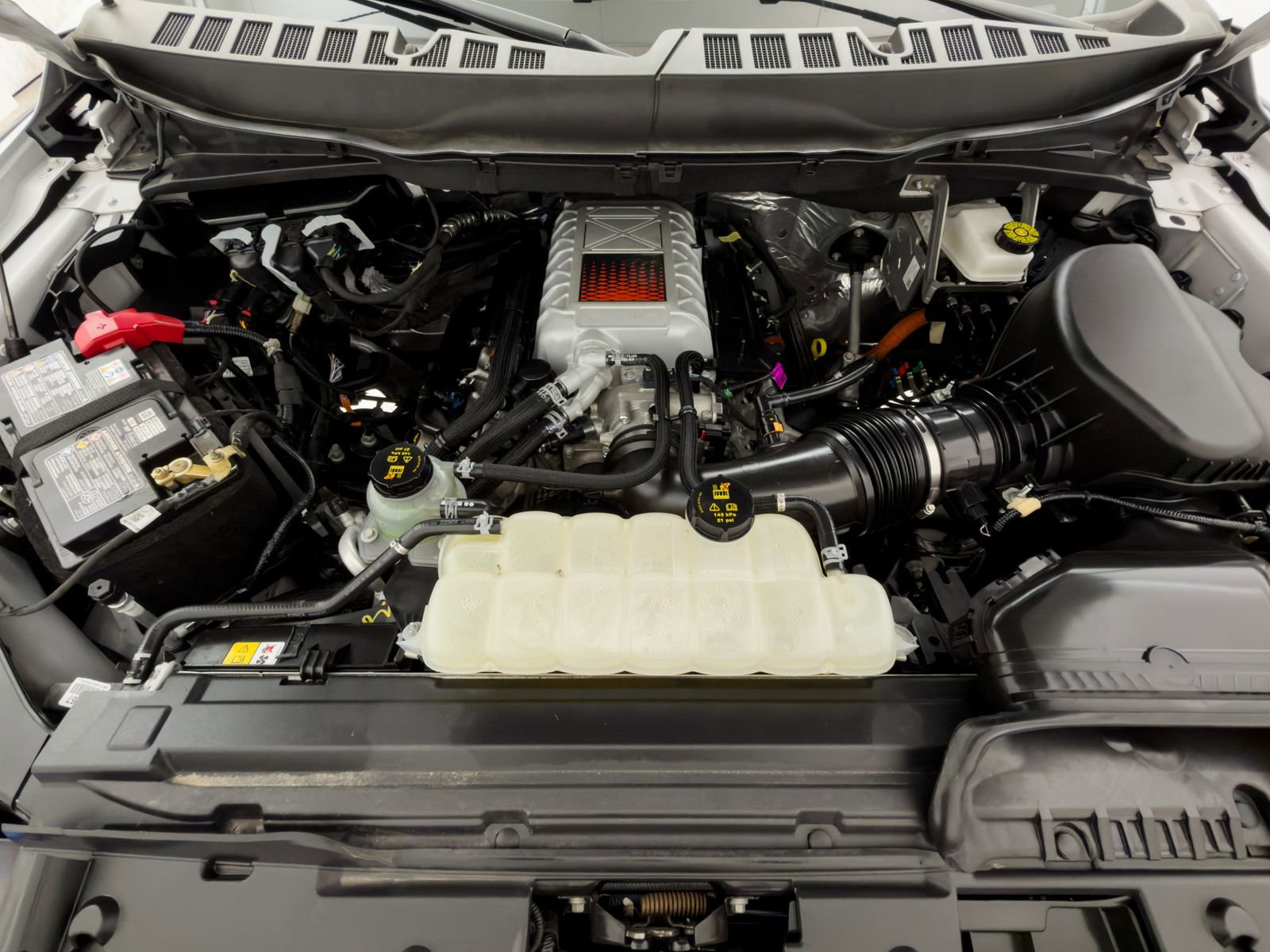 Used 2025 Ford F150 Raptor w/ Equipment Group 803A Raptor R image 17