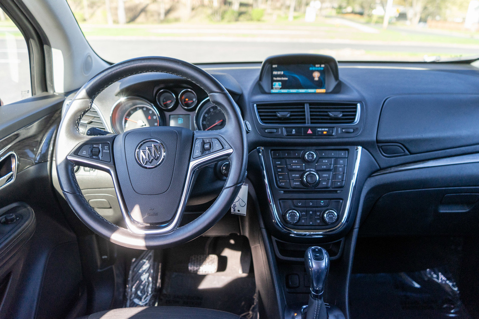 Used 2016 Buick Encore Sport Touring AWD/4WD image 12