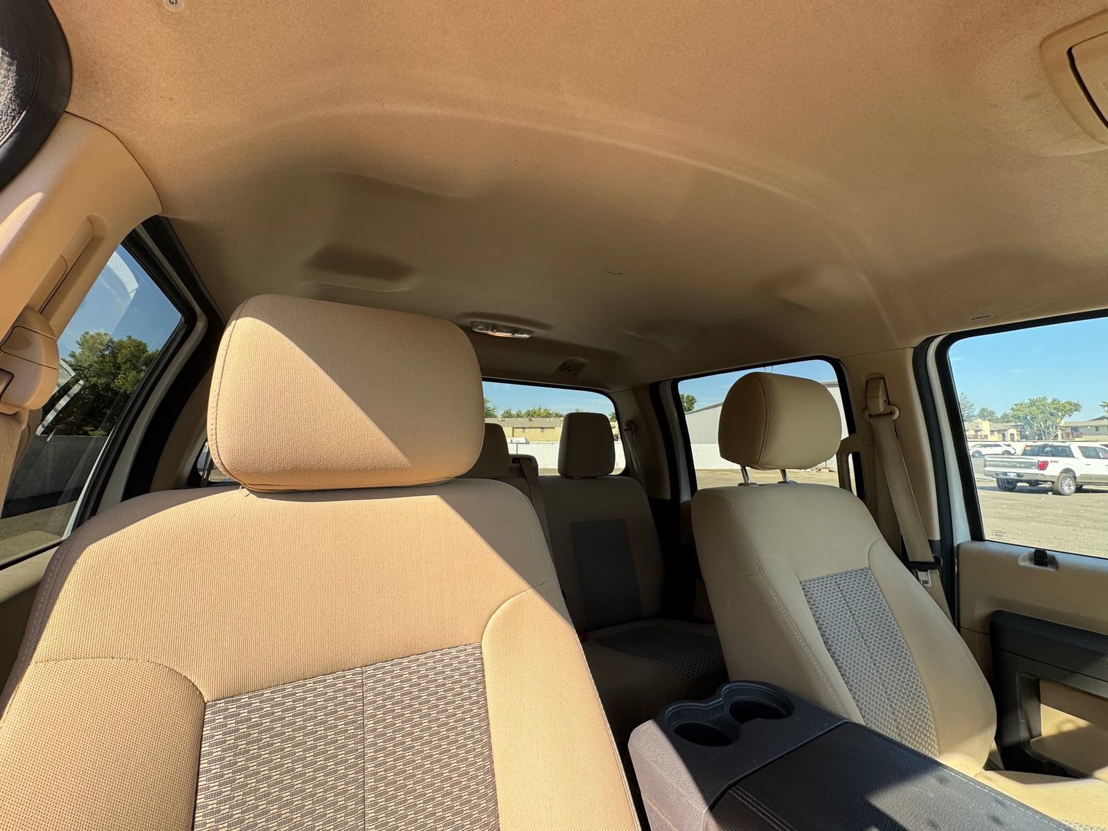 Used 2016 Ford F250 XLT w/ XLT Premium Package AWD/4WD image 19
