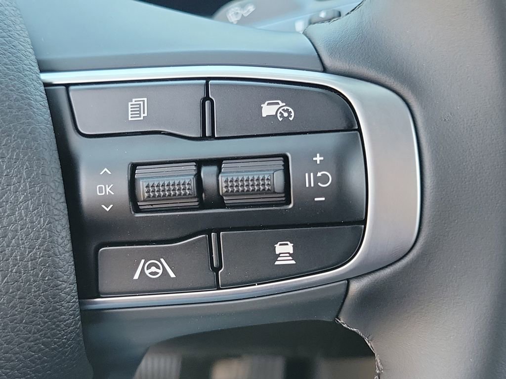 Used 2026 Kia K5 GT-Line w/ GT-Line Premium Package FWD image 6