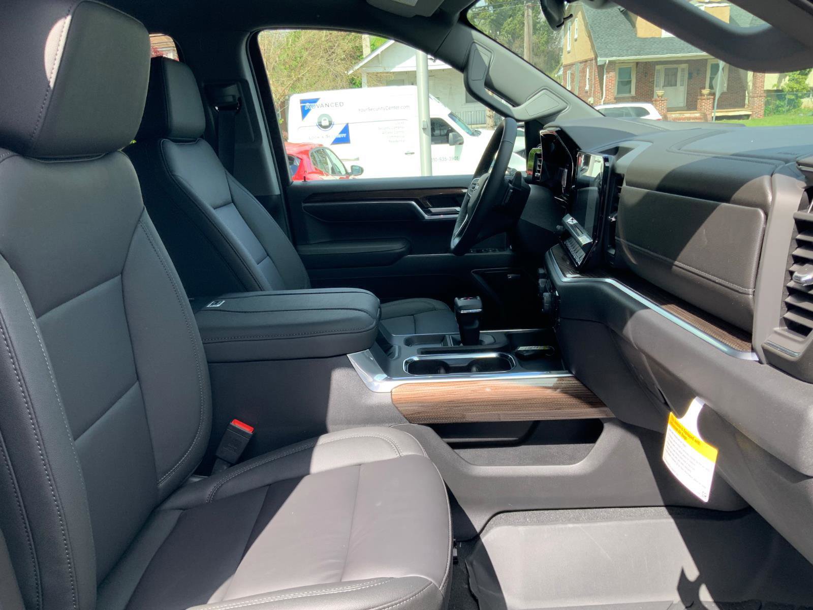 New 2026 Chevrolet Silverado 1500 RST w/ RST All Star Premium Package AWD/4WD image 13