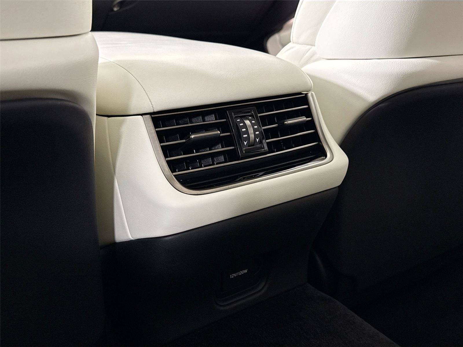 Used 2022 Lexus LS 500 RWD image 37