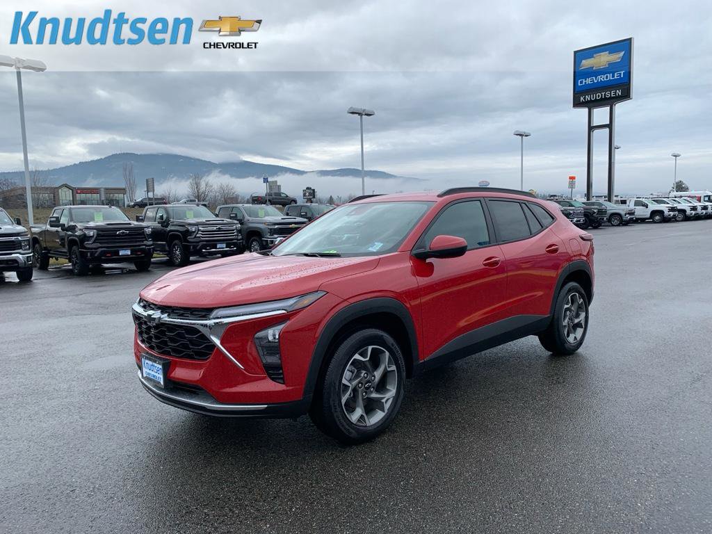 New 2026 Chevrolet Trax LT w/ Driver Confidence Package image 3