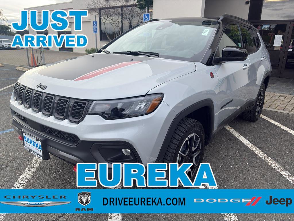 New 2026 Jeep Compass Trailhawk w/ Sun, Sound & Navigation Group