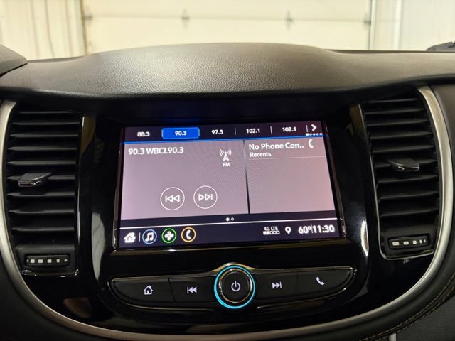 Used 2020 Chevrolet Trax LT w/ LT Convenience Package AWD/4WD image 34